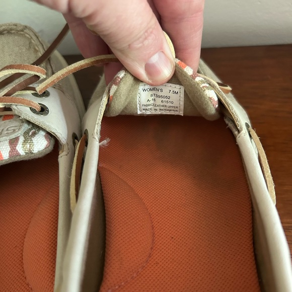 SPERRY women’s boat shoes